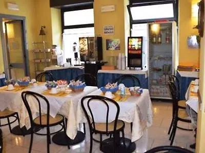 Mary Hotel