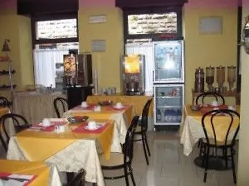 Mary Hotel 3*