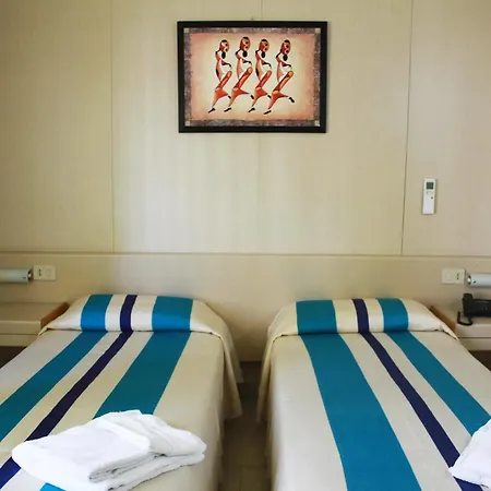 Mary Hotel 3*